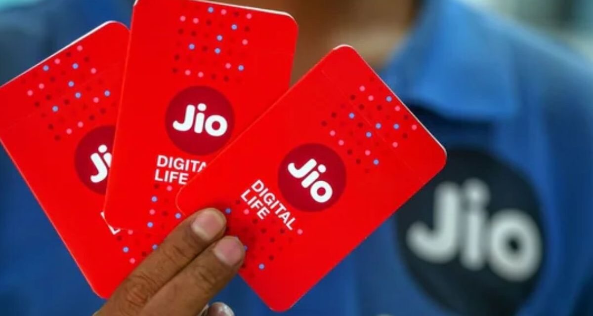 कोट्यवधी Jio वापरकर्त्यांचे टेन्शन संपले, या प्लॅनची ​​वैधता 28 ऐवजी 30 दिवसांची मिळेल – India TV Hindi