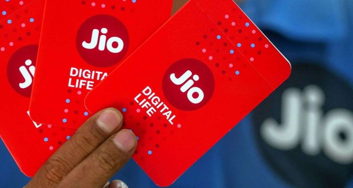 49 कोटी वापरकर्त्यांसाठी Jio ने आणली उत्तम ऑफर, पाताल लोक 2 वेब सीरिज विनामूल्य पाहण्यास सक्षम असतील – इंडिया टीव्ही हिंदी